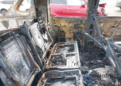 2004 Chevrolet Avalanche из США, поврежденный, VIN 3GNEK12T14G148857